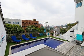 Hotel Chipichape Inn