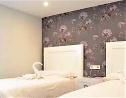 Edificio Coblanca 3 by Sonneil Rentals