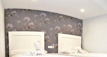 Edificio Coblanca 3 by Sonneil Rentals