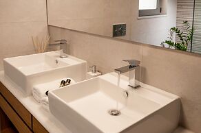 Kagiemar Luxury House