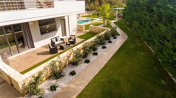 Kagiemar Luxury House