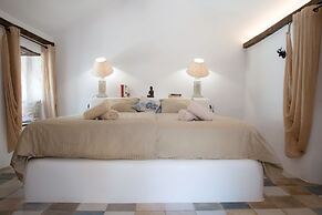 Hotel Rancho Los Lobos