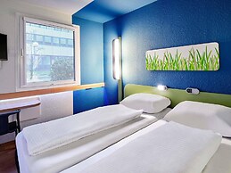 B&B HOTEL Bremen-Süd