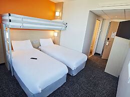 Kyriad ECO - Clermont Ferrand Estaing