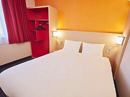 Kyriad ECO - Clermont Ferrand Estaing