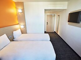 Kyriad ECO - Clermont Ferrand Estaing