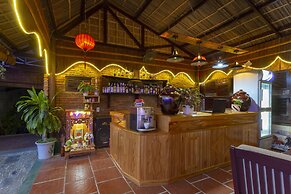 Ha My Beachside Villa Hoian