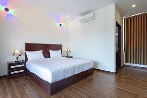 Ha My Beachside Villa Hoian