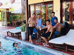 Ha My Beachside Villa Hoian