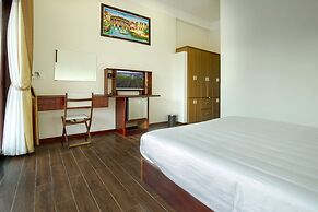 Ha My Beachside Villa Hoian