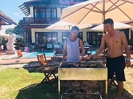 Ha My Beachside Villa Hoian