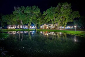 The Gunnison Inn at Dos Rios Golf Course