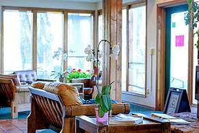 The Gunnison Inn at Dos Rios Golf Course