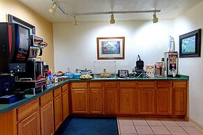The Gunnison Inn at Dos Rios Golf Course