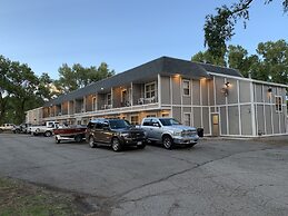 The Gunnison Inn at Dos Rios Golf Course