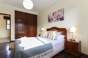 Sintra Classic Villa by Homing