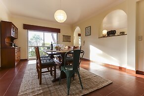 Sintra Classic Villa by Homing