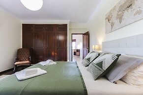 Sintra Classic Villa by Homing
