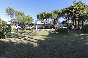 Sintra Classic Villa by Homing