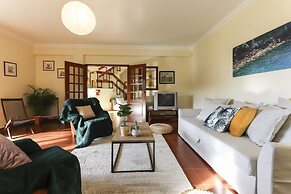 Sintra Classic Villa by Homing