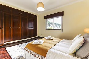 Sintra Classic Villa by Homing