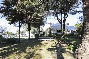Sintra Classic Villa by Homing