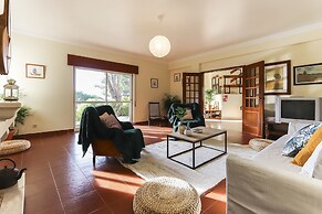 Sintra Classic Villa by Homing