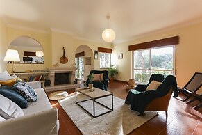Sintra Classic Villa by Homing