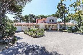 Sintra Classic Villa by Homing