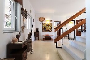 Sintra Classic Villa by Homing