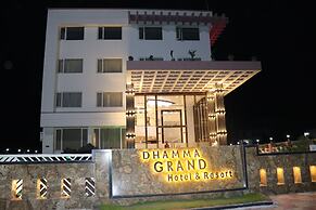 Dhamma Grand Hotel Resort