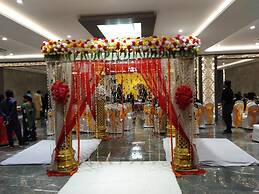 Dhamma Grand Hotel Resort