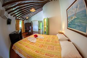 Hotel Marina Porto Abrolhos