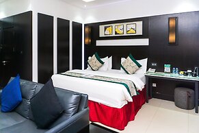Green Point Hotel