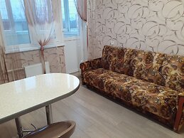 Apartment on Pervomayskiy Prospekt 76-3