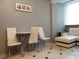 Pretty Apartment on Vokzalnaya 77