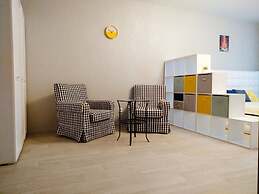Pretty Apartment on Vokzalnaya 77