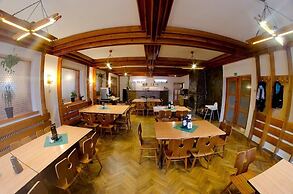 Hotel Rohanov
