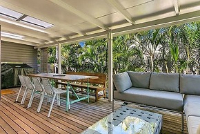 Your Luxury Escape - White Oak