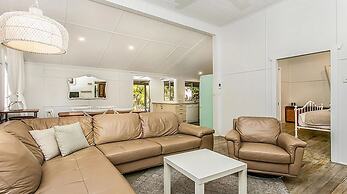 Your Luxury Escape - White Oak