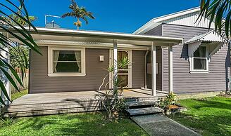 Your Luxury Escape - White Oak