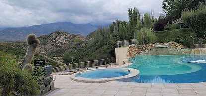 El Carmelo Mountain Lodge