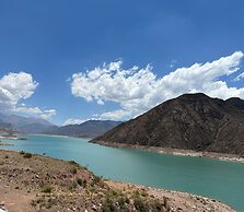 El Carmelo Mountain Lodge