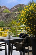 El Carmelo Mountain Lodge