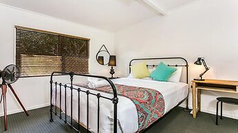 Your Luxury Escape - Bungalow 8