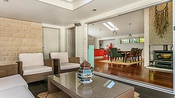 Your Luxury Escape - Red Bohemian