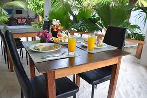 Blue World Dharavandhoo