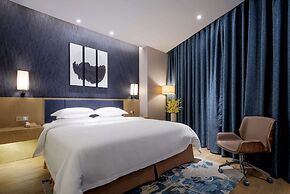 Days Hotel by Wyndham Guangzhou Hantian