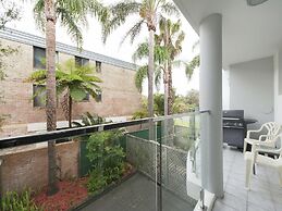 9 Cirrus at Fingal Bay