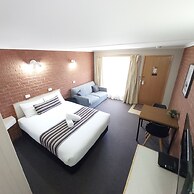 Country Mile Motor Inn